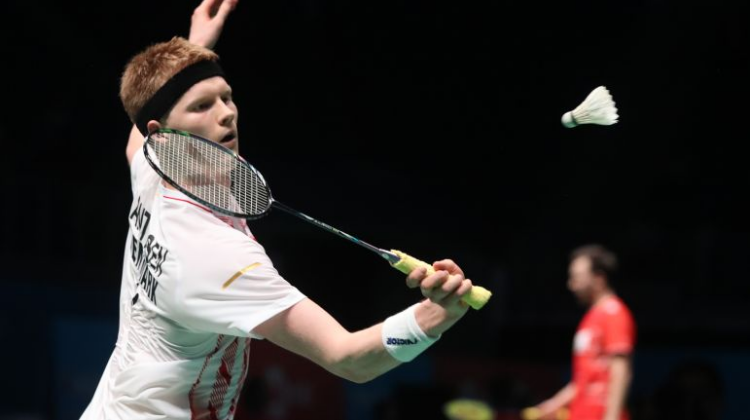 赖其边路进 赖其边路进